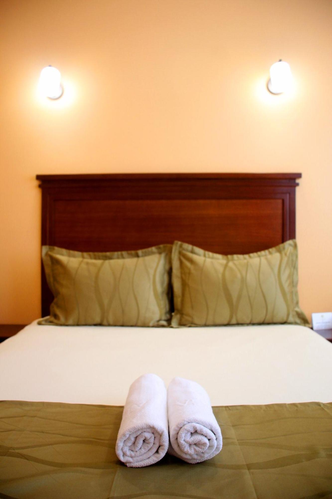 Hostal California Inn Guayaquil Extérieur photo